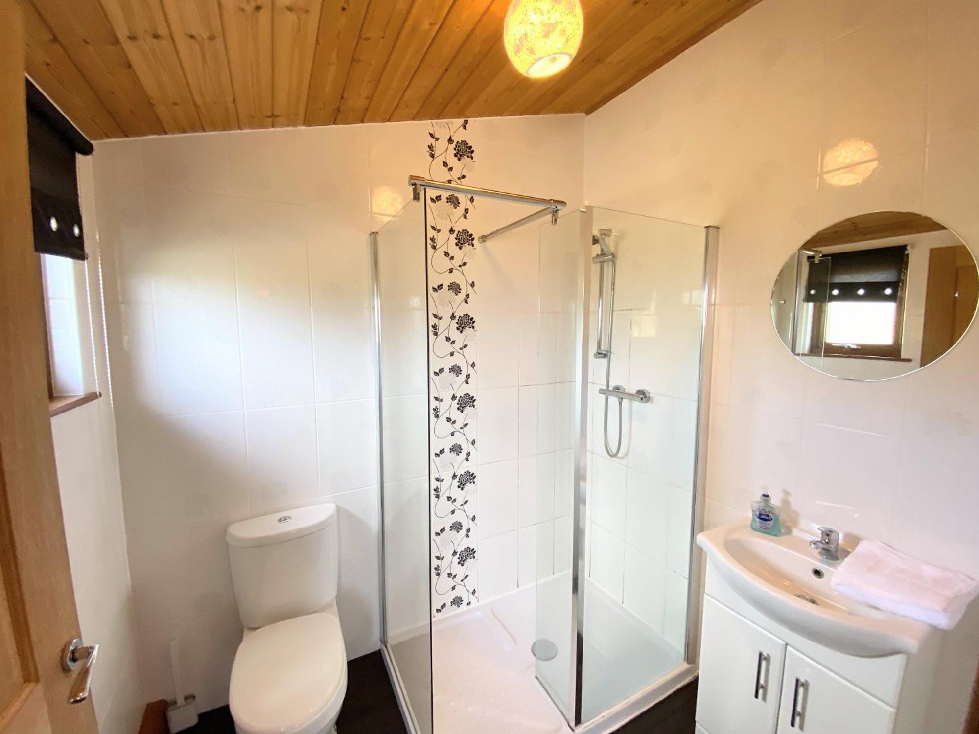Torridon 12 With Private Hot Tub - Fife - Loch Leven - Lomond Hills Villa Kelty Exterior foto
