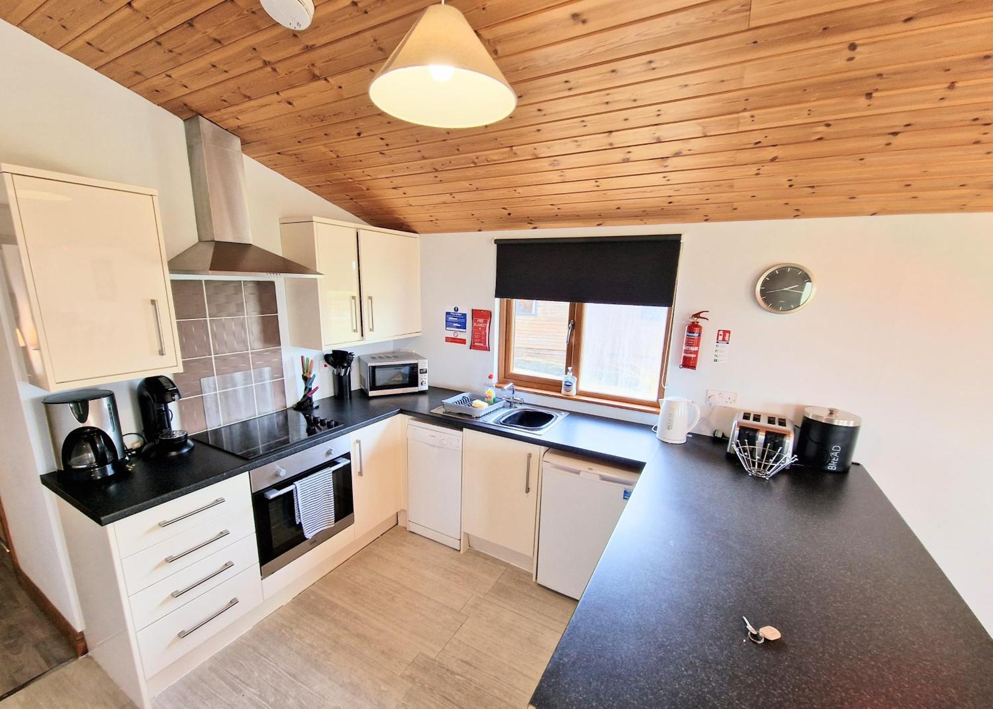 Torridon 12 With Private Hot Tub - Fife - Loch Leven - Lomond Hills Villa Kelty Exterior foto